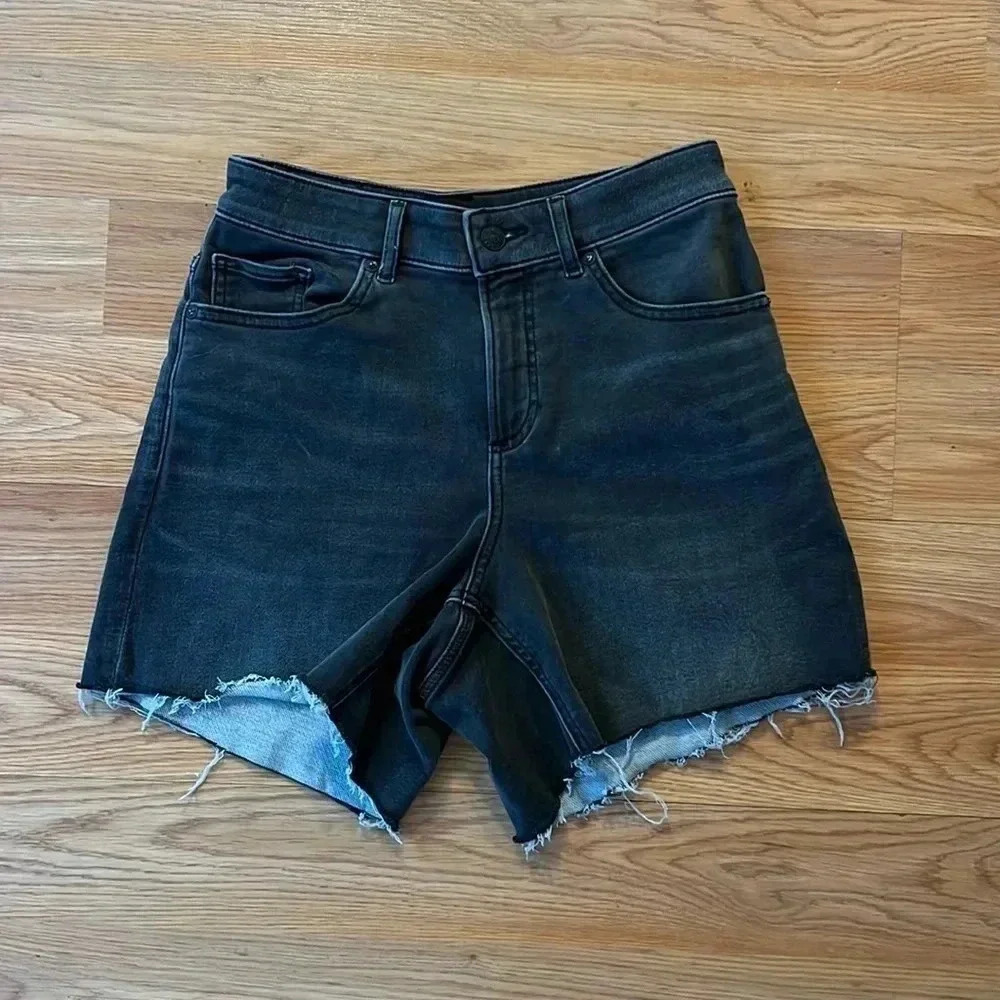 Express Shorts